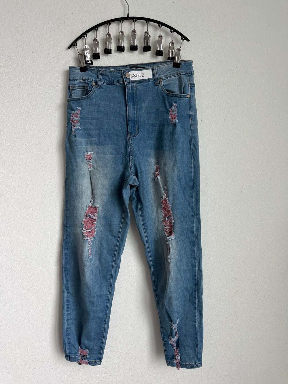 Sweet Look Mom Jean Size 11 Distressed Skinny Jeans Blue Denim